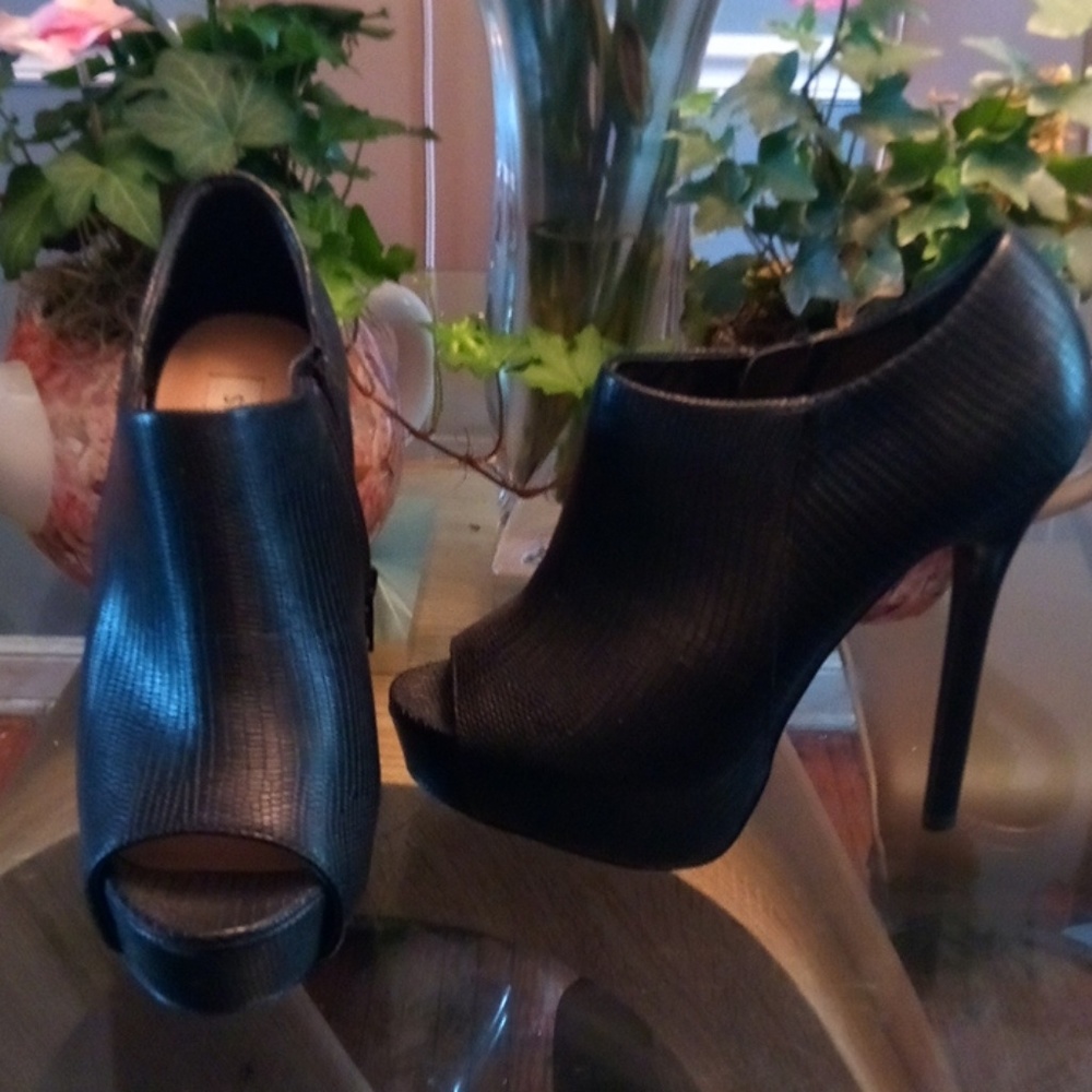Steve Madden heels